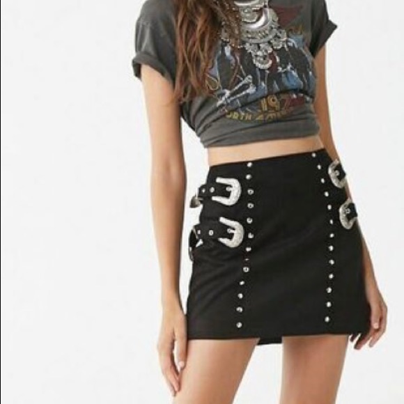 NWOT Forever 21 Studded Black Mini Skirt with Adjustable Belts - Picture 2 of 8